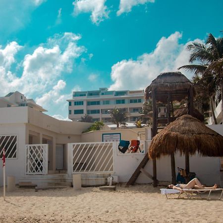 Beachfront Apartments Cancún Kültér fotó