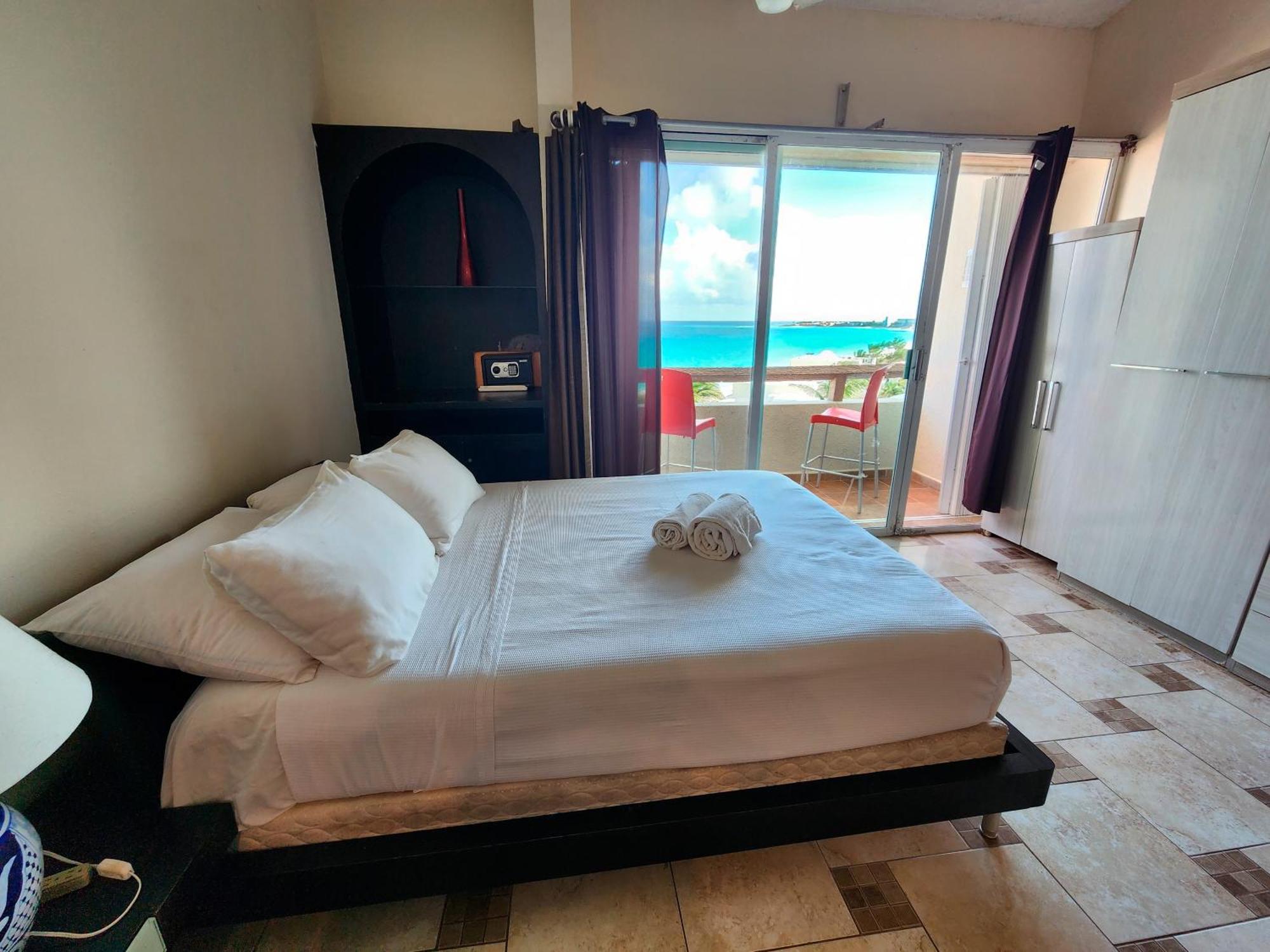 Beachfront Apartments Cancún Kültér fotó