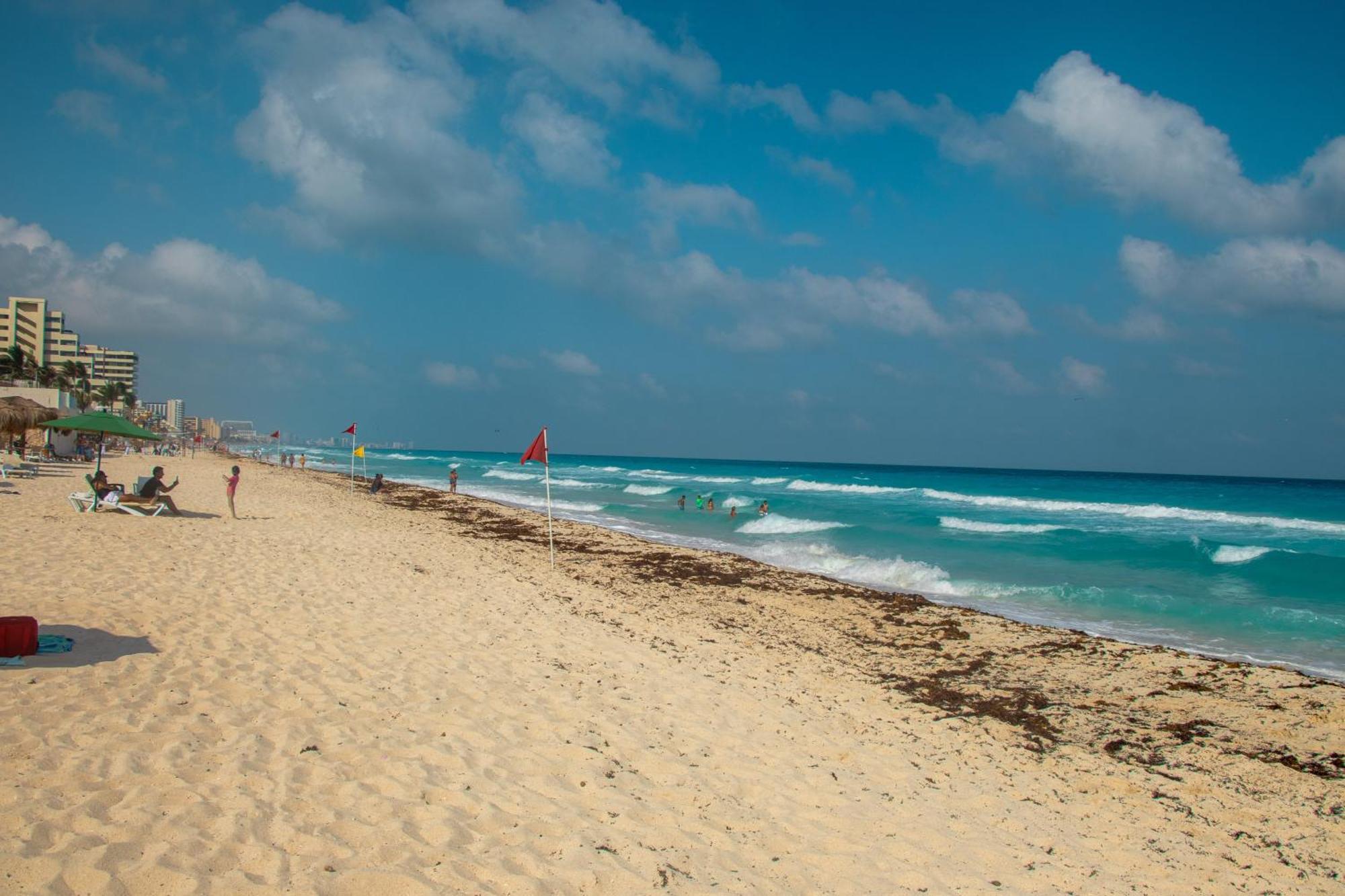 Beachfront Apartments Cancún Kültér fotó