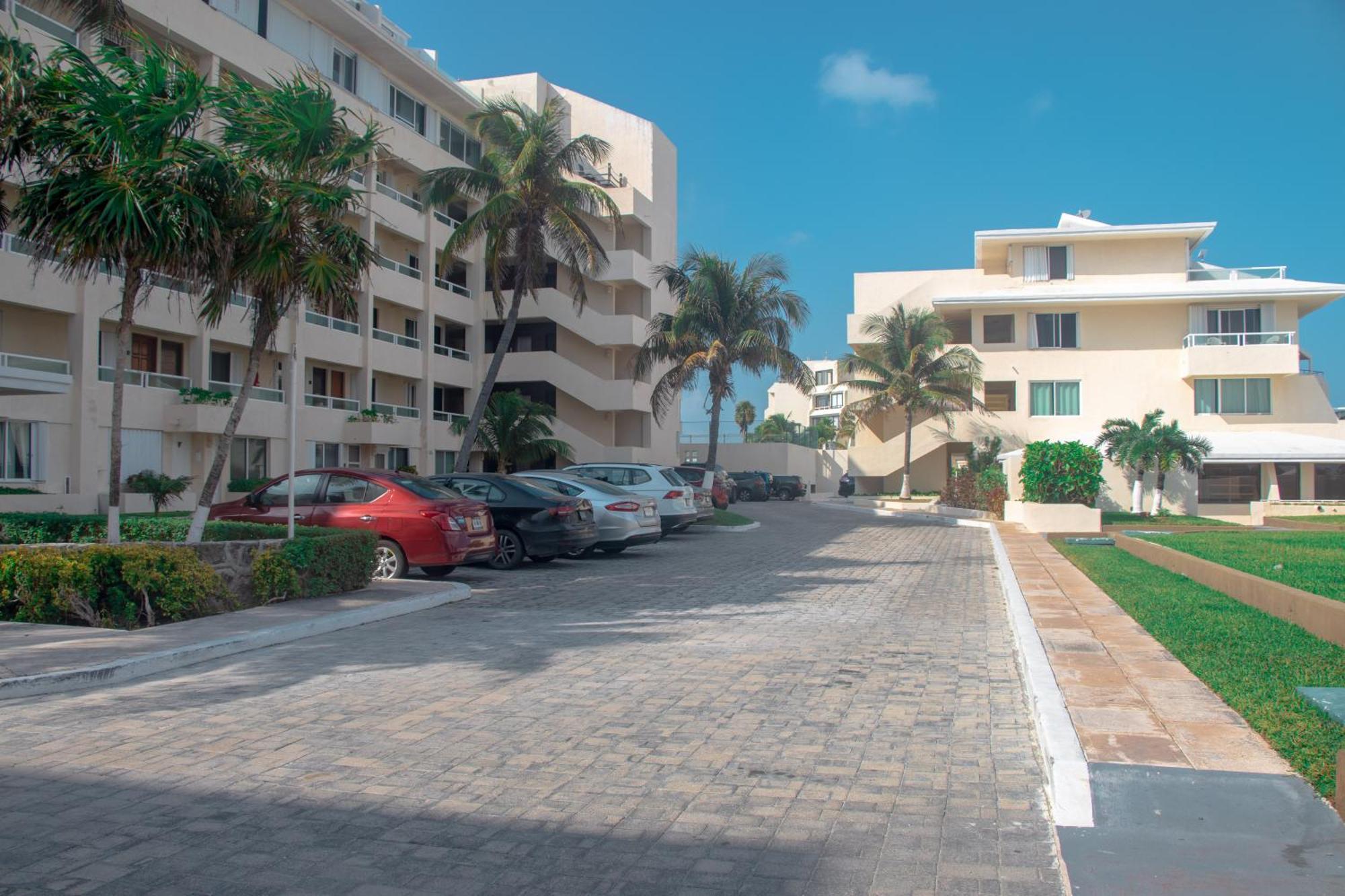 Beachfront Apartments Cancún Kültér fotó
