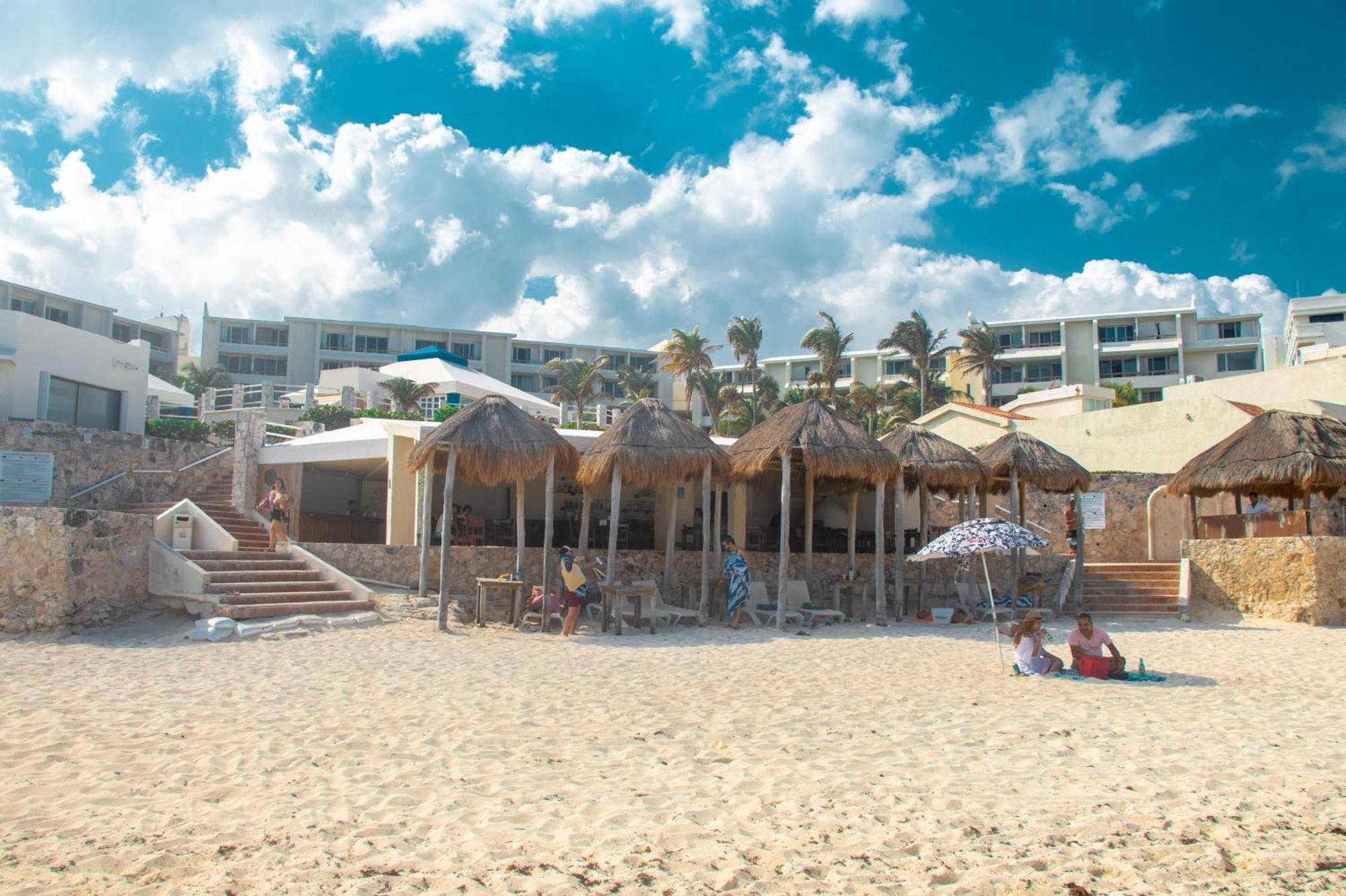 Beachfront Apartments Cancún Kültér fotó