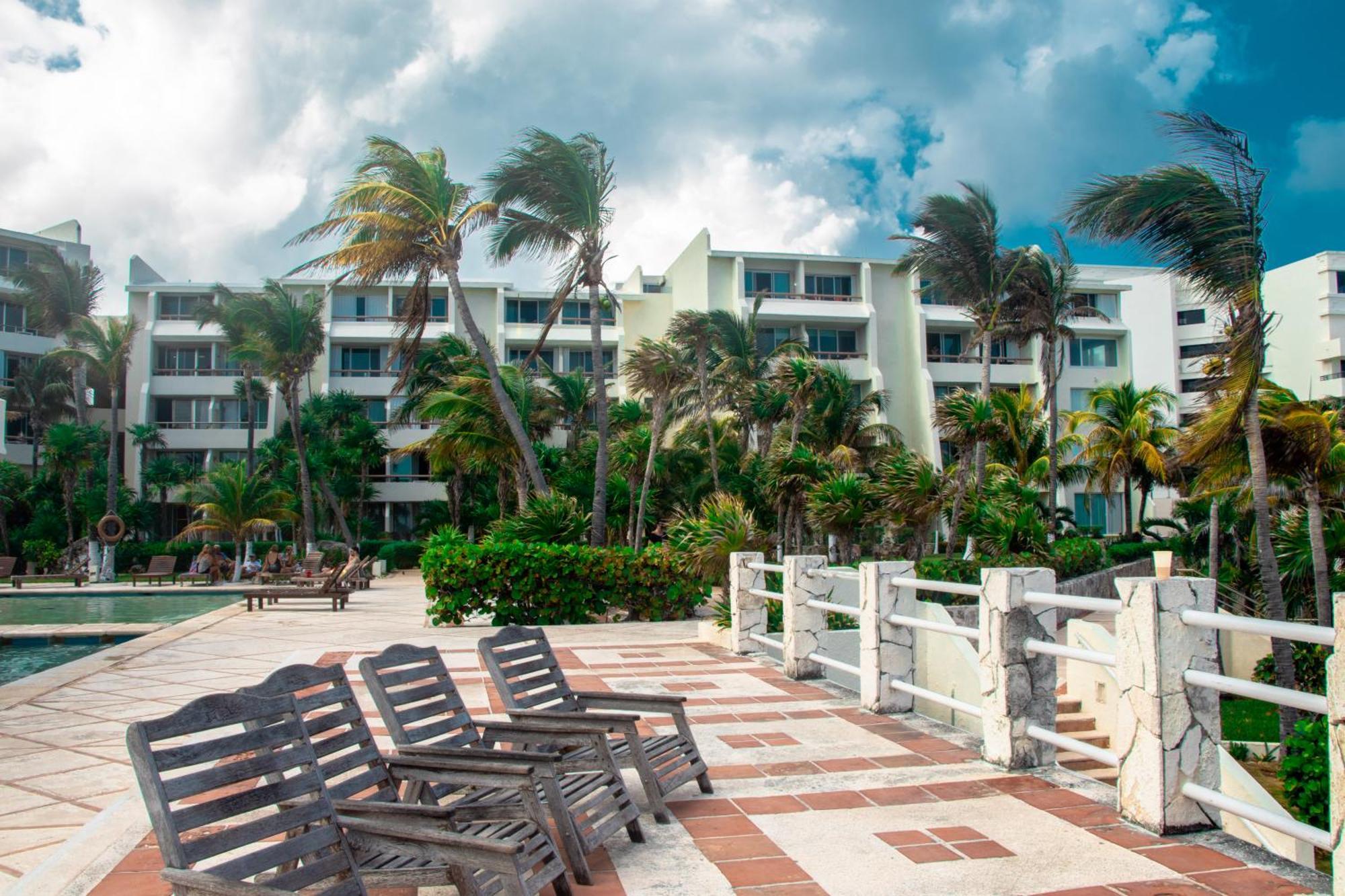 Beachfront Apartments Cancún Kültér fotó